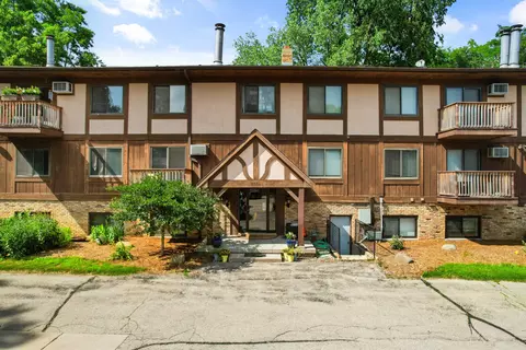 2564 Branch St #12, Middleton, WI 53562