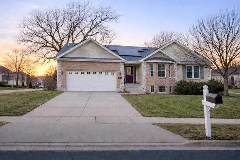 2575 Targhee St, Fitchburg, WI 53711
