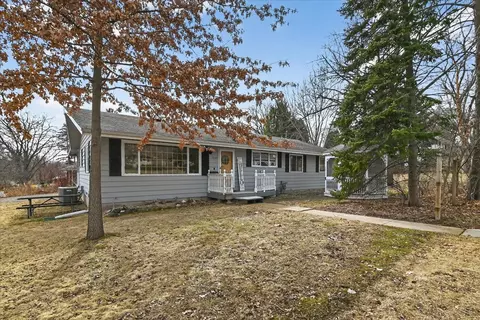 1005 Tompkins Dr, Madison, WI 53716