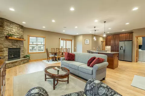 5153 Ninebark Dr, Fitchburg, WI 53711