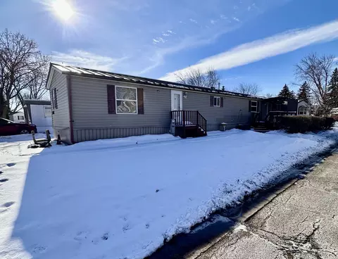 1513 Indigo Dr, Oshkosh, WI 54902