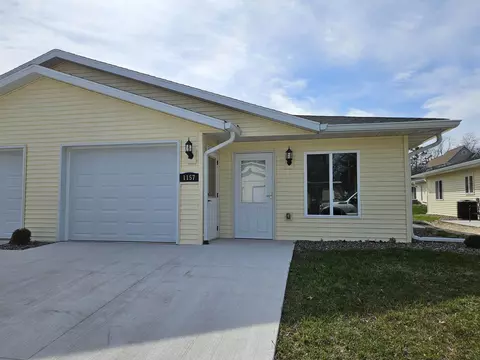 1157 Maple St, Reedsburg, WI 53959