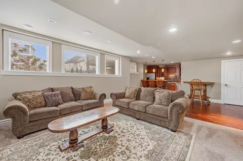 Living - 852 Augusta Dr, Oregon, WI 53575 photo 3 of 3