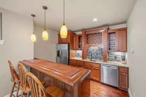 Kitchen - 852 Augusta Dr, Oregon, WI 53575 photo 6 of 8