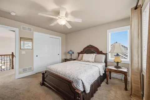 Bedroom - 852 Augusta Dr, Oregon, WI 53575 photo 2 of 9