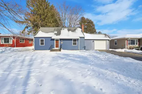 322 Capital St, Wisconsin Dells, WI 53965