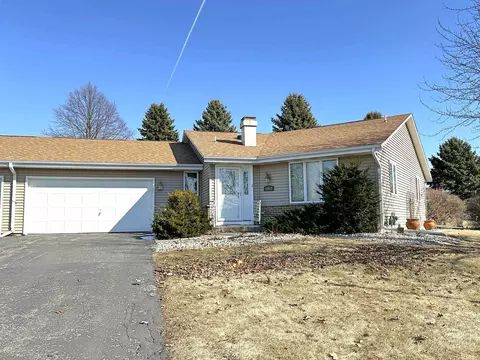 1912 Holly Dr, Janesville, WI 53546