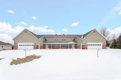 n6021 Westview Drive #1, Fond Du Lac, WI 54937