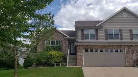 104 Maria Ln, Cottage Grove, WI 53527