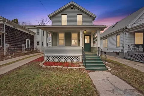 930 E Dayton St, Madison, WI 53703
