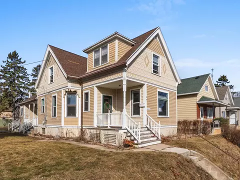 1610 S 11th St, Sheboygan, WI 53081