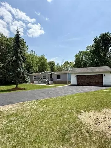 1173 Gale Ct, Wisconsin Dells, WI 53965