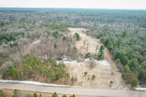 949 Fur Ave, Wisconsin Dells, WI 53965