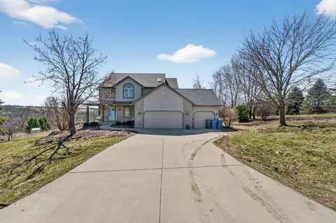 w5481 Timber Lane, New Glarus, WI 53574