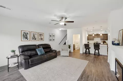 4930 Innovation Dr, Deforest, WI 53532