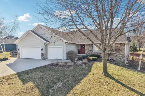 w8199 Bridle Path, Lake Mills, WI 53551