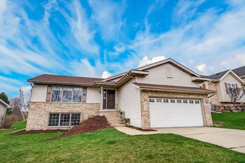 2322 Quartz Ln, Madison, WI 53719