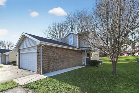308 Castle Oaks Xing, Waunakee, WI 53597