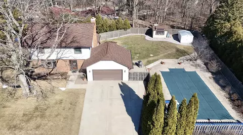 2832 Riva Ridge Cir, Cottage Grove, WI 53527