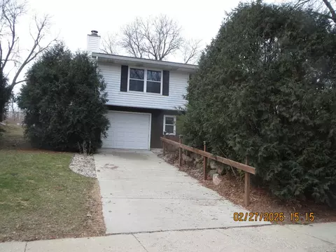 4418 White Aspen Road Rd, Madison, WI 53704