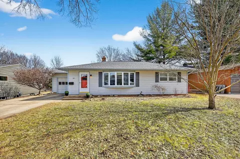 521 Orchard Dr, Madison, WI 53711