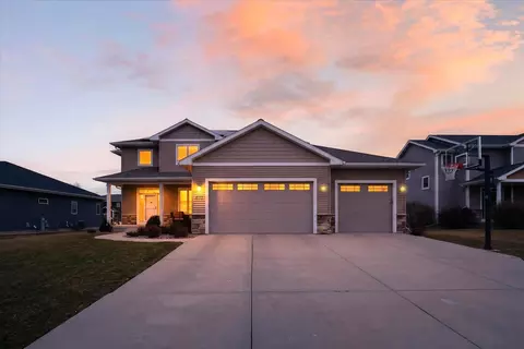 673 Prairie Grass Rd, Oregon, WI 53575