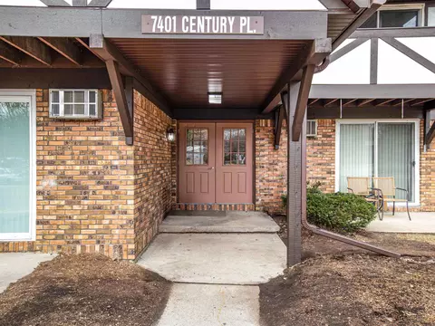 7401 Century Pl #102, Middleton, WI 53562