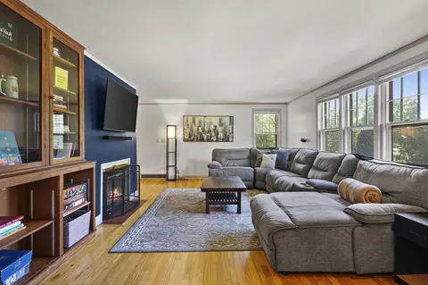 1925 Kendall Ave, Madison, WI 53726