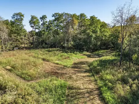 e11327 Shady Lane Road, Baraboo, WI 53913