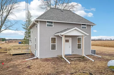 n5288 County Road D, Helenville, WI 53137