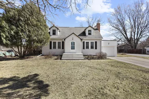 2505 Badger Ln, Madison, WI 53713