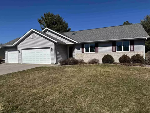 2070 Cobblestone Ct, Beloit, WI 53511