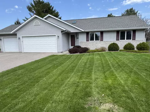 2070 Cobblestone Ct, Beloit, WI 53511