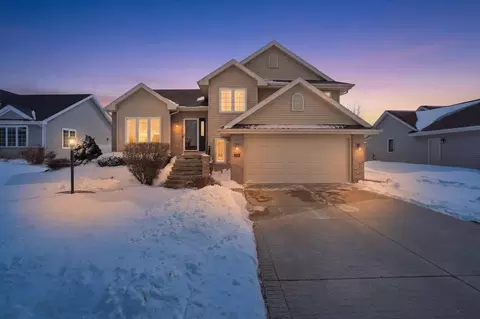 124 Cedar St, Brooklyn, WI 53521