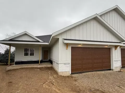 1125 Parkview St, Cottage Grove, WI 53527