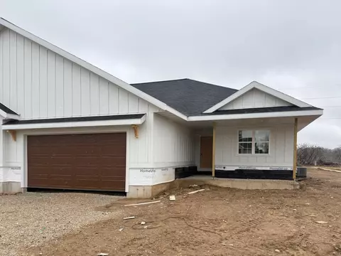 1127 Parkview St, Cottage Grove, WI 53527