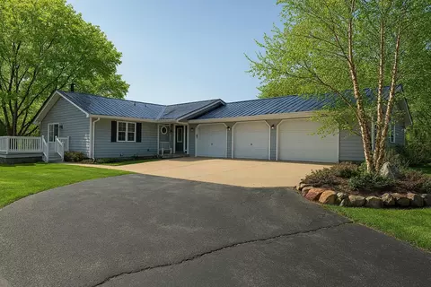 n6769 Donlin Drive, Pardeeville, WI 53954