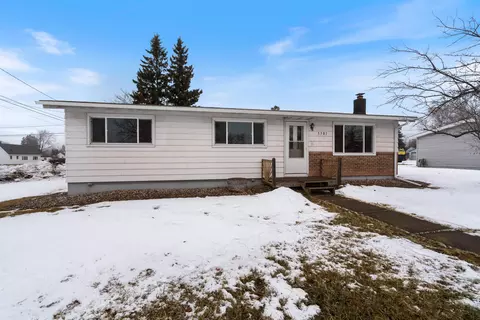 5301 E 4th St, Superior, WI 54880