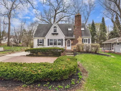 4406 Winnequah Rd, Monona, WI 53716