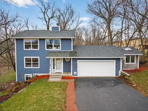 222 Grove St, Ridgeway, WI 53582