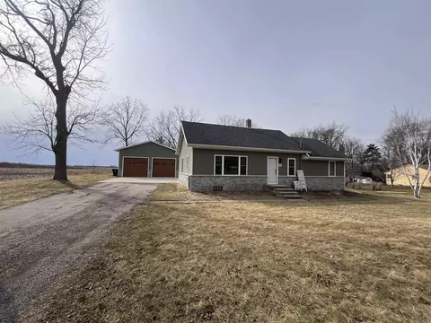 2330 Lathers Rd, Beloit, WI 53511