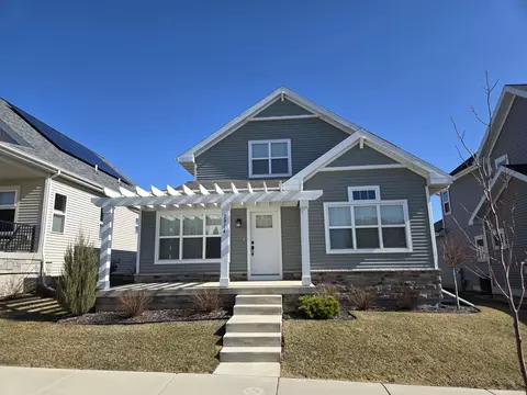 2914 Mizuna Dr, Fitchburg, WI 53711