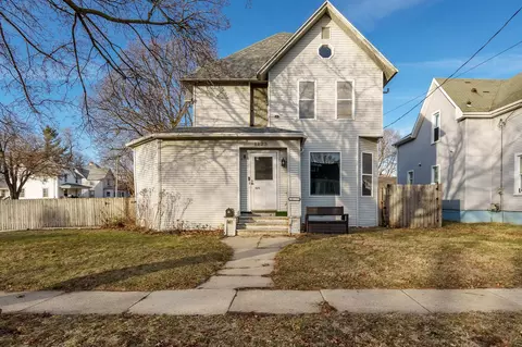 1123 Portland Ave, Beloit, WI 53511