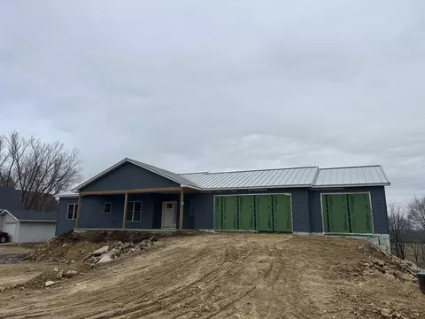 1075 Hwy 78, Mount Horeb, WI 53572