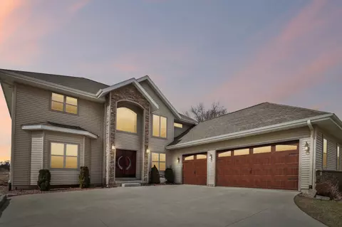 2820 Bluebird Dr, Portage, WI 53901