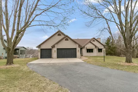 w14116 Selwood Road, Prairie Du Sac, WI 53578
