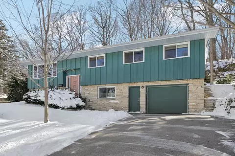 231 Du Rose Ter, Madison, WI 53705