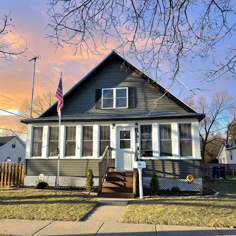 511 Superior St, Boscobel, WI 53805