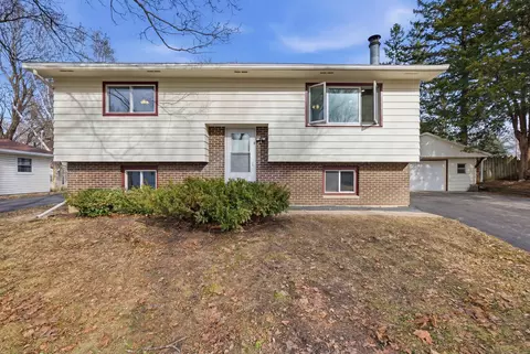 809 Bewick Dr, Madison, WI 53714
