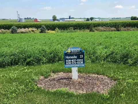 847 Capitol Dr, Dane, WI 53529